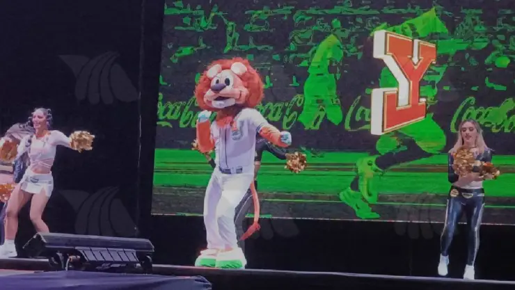 FOTOS_ Increíble presentación oficial de los nuevos jerseys oficiales de los Leones de Yucatán