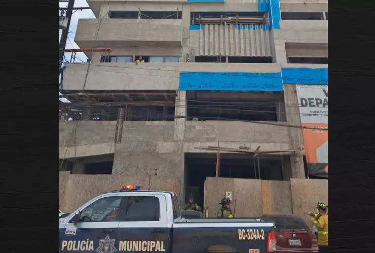 Hombre electrocutado en construcción de colonia Marrón de Tijuana hoy lunes 14 de abril de 2025