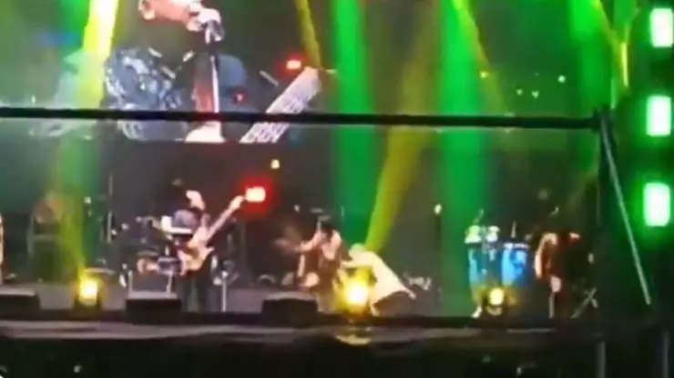 VIDEO | En pleno concierto de regional, músicos de Agua Marina son atacados a balazos ante la vista del público