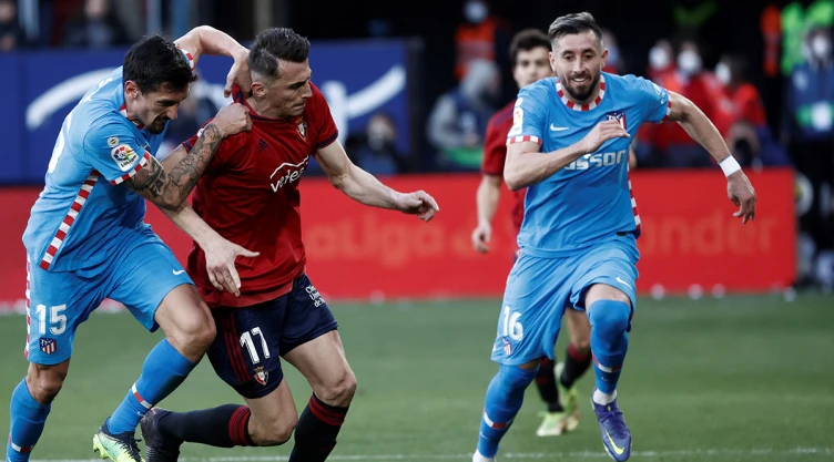 Héctor Herrera ante Osasuna