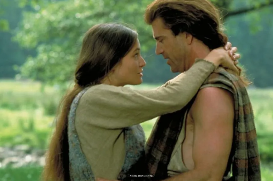 Escena de la película Corazón Valiente (Braveheart) con Mel Gibson por Azteca 7.