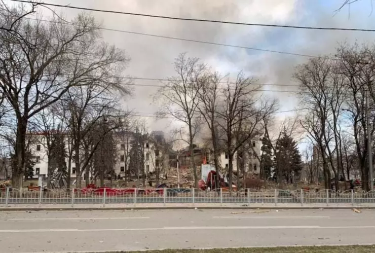 rusia teatro mariupol