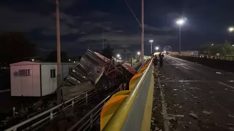 accidente tráiler distribuidor Juan Pablo II