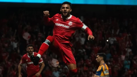 Alexis Vega en Toluca