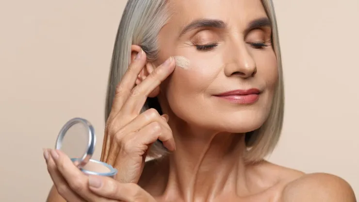 Mujer maquillaje