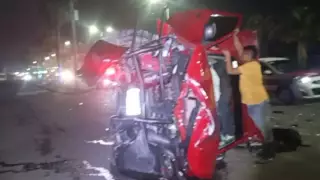 Volcadura de camioneta en Coatzacoalcos