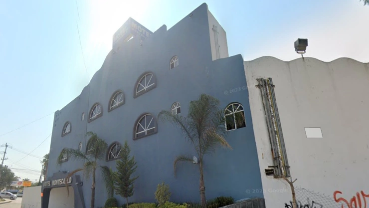 mujer se arroja tercer piso motel valsequillo puebla