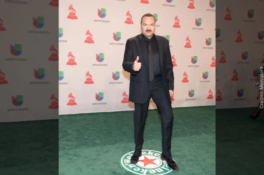 Pepe Aguilar es feliz sin Angela (11).jpg