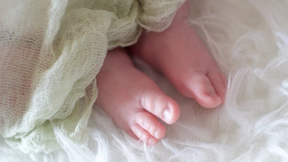 Abandonan a recién nacido