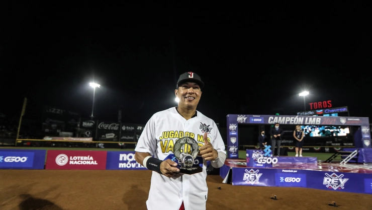 Efrén Navarro MVP Serie del Rey Toros de Tijuana campeón