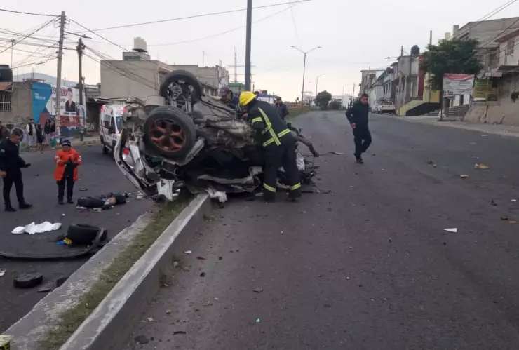 Edomex: Una persona murió tras destrozar su auto en Lago de Guadalupe, Atizapán