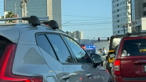 Choque en bulevar Agua Caliente en Tijuana genera tránsito pesado