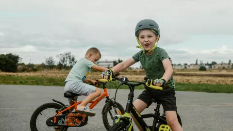 Autoestima en niños: Las frases que dejan una huella emocional en tus hijos