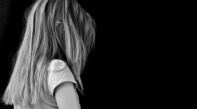 Según la investigación del New York Times, niños, a veces tan pequeños como de tres o cuatro años, son abusados sexualmente y en algunos casos torturados para satisfacer la demanda de imágenes en línea. Imagen: Piqsels