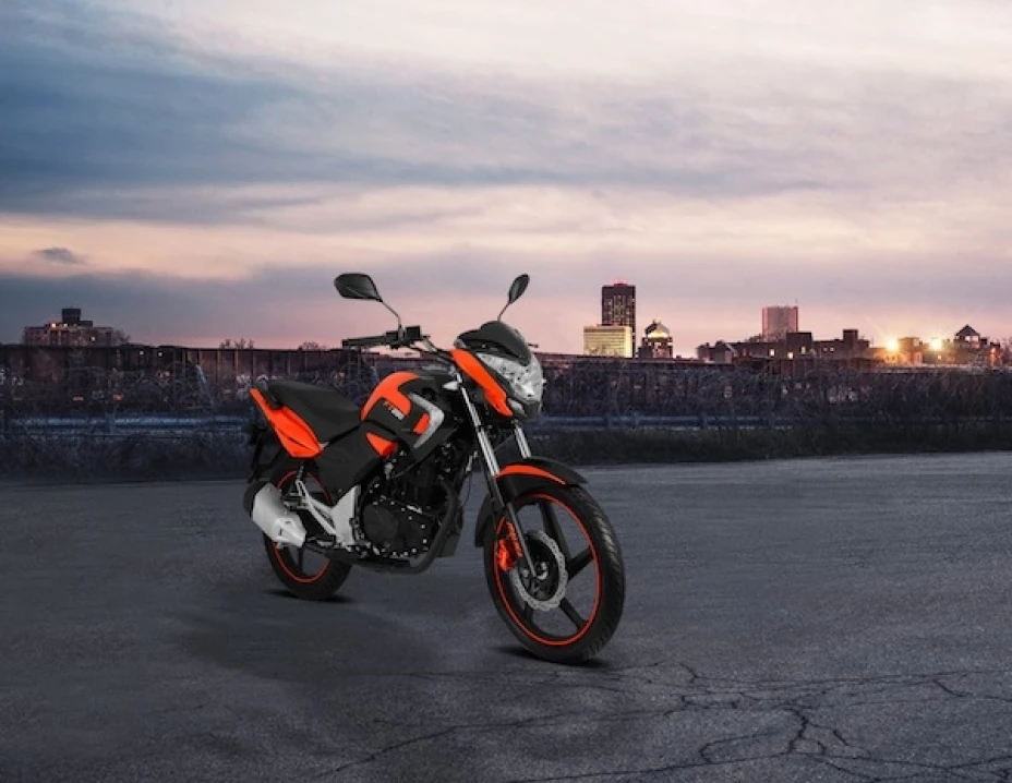 Conoce algunas ventajas y desventajas de las motocicletas automáticas y de cambios