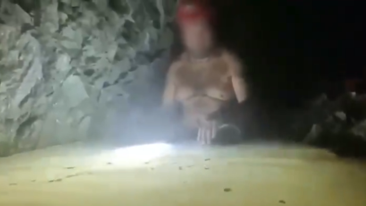 Hombre dento de mina