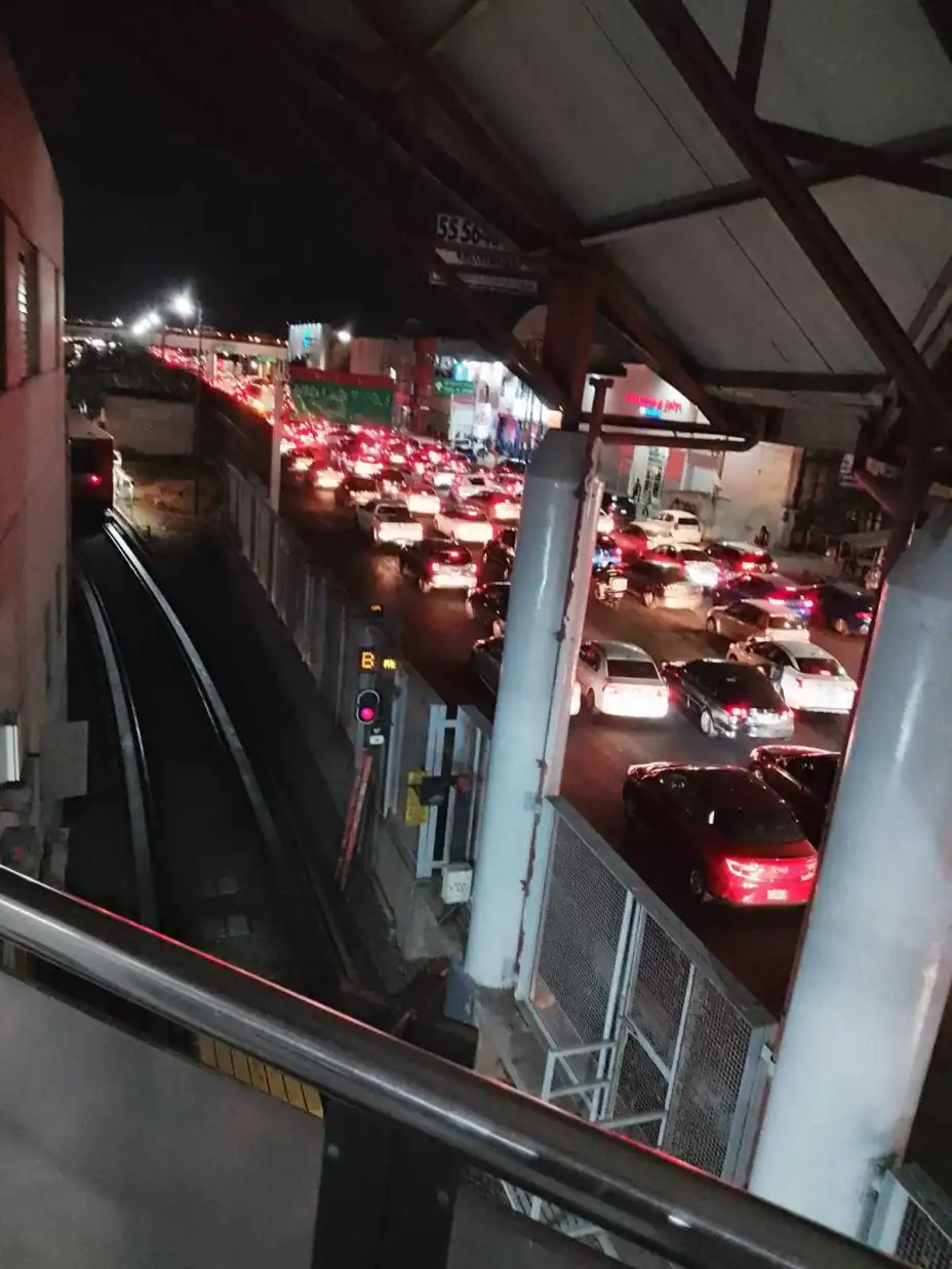 cierre-avenida-central-edomex.jpg
