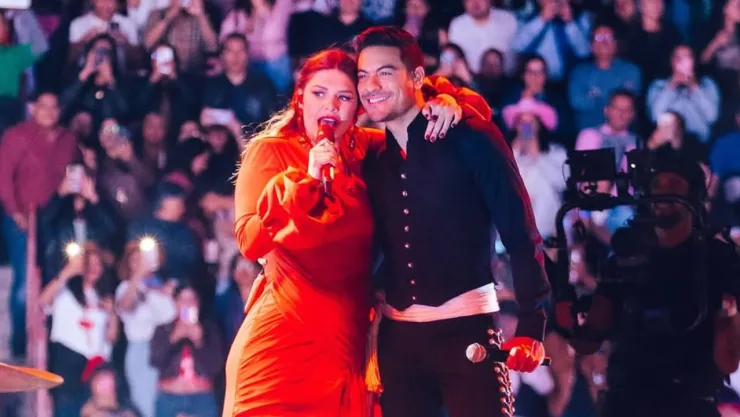 El emotivo mensaje de Carlos Rivera para Yuridia, tras acompañarla en su gran concierto.