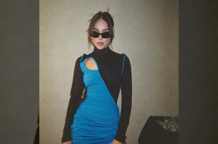 Danna Paola lentes.jpg