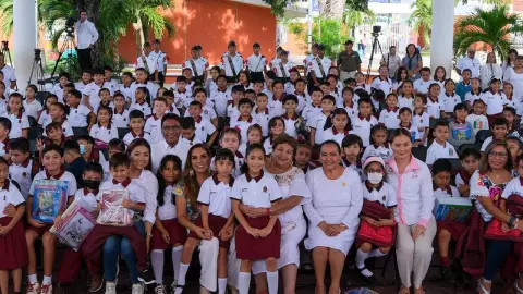 Ciclo escolar 2023-24 en Quintana Roo: Todas las escuelas primarias del estado recibirán los kits escolares