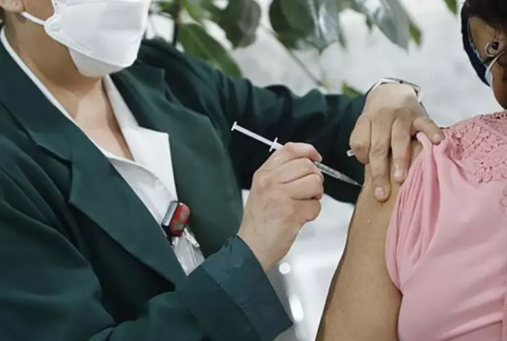 Vacunas gratuitas con IMSS Bienestar: Cómo registrarse y acceder a la campaña invernal 2024