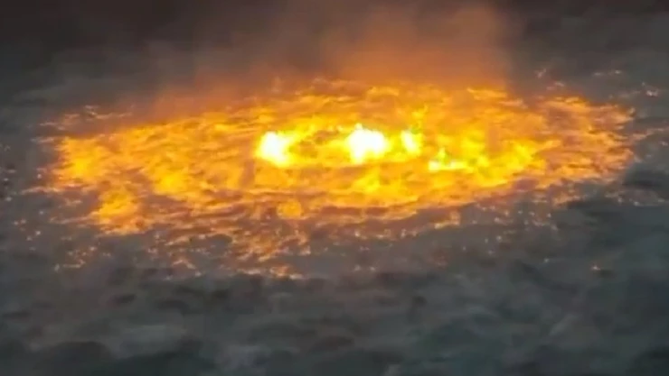 Pemex tiene 6 meses para presentar informe sobre incendio en el mar