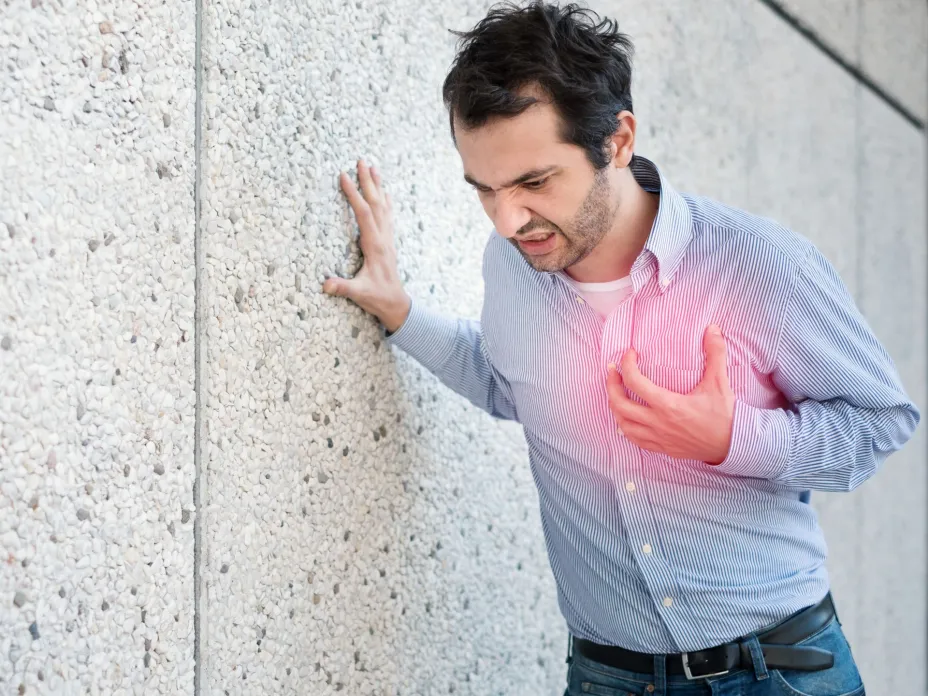 Infarto corazónTommaso Altamura.jpg