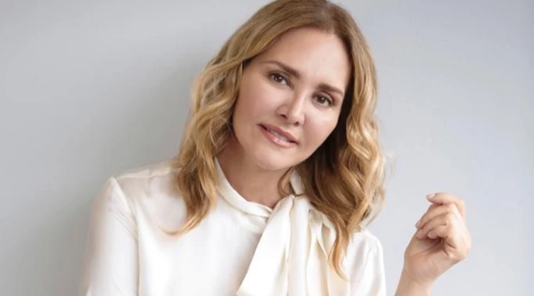 Angélica_Fuentes.jpg