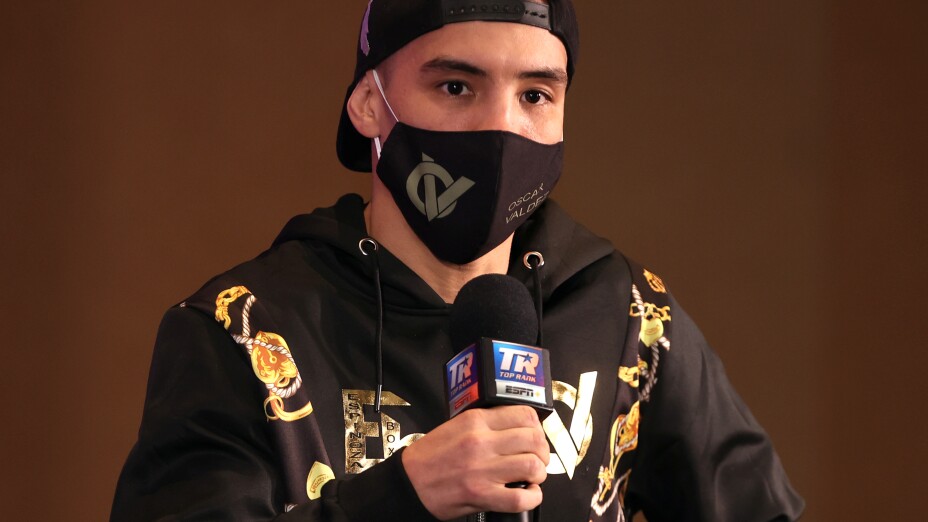 Oscar Valdez sí peleará el 10 de septiembre ante Conceicao