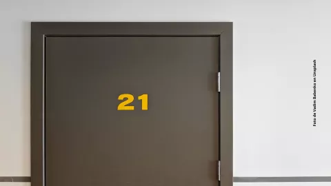 El poderoso significado de ver el reloj a las 21:21 horas