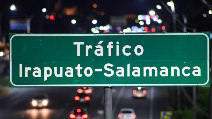 ¿Filas kilométricas Así el tráfico en la carretera Irapuato-Salamanca por la noche de hoy miércoles 10 de diciembre.jpg