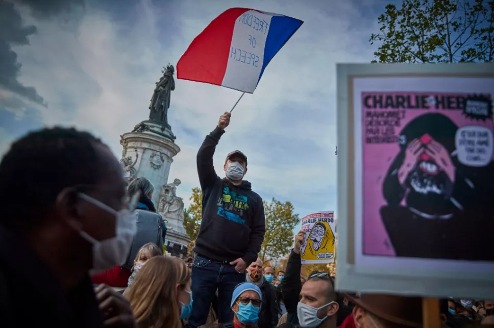 Francia sancionará a quien divulgue datos personales en Internet