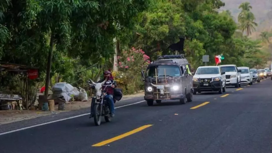 felix-salgado-caravana (1).jpg