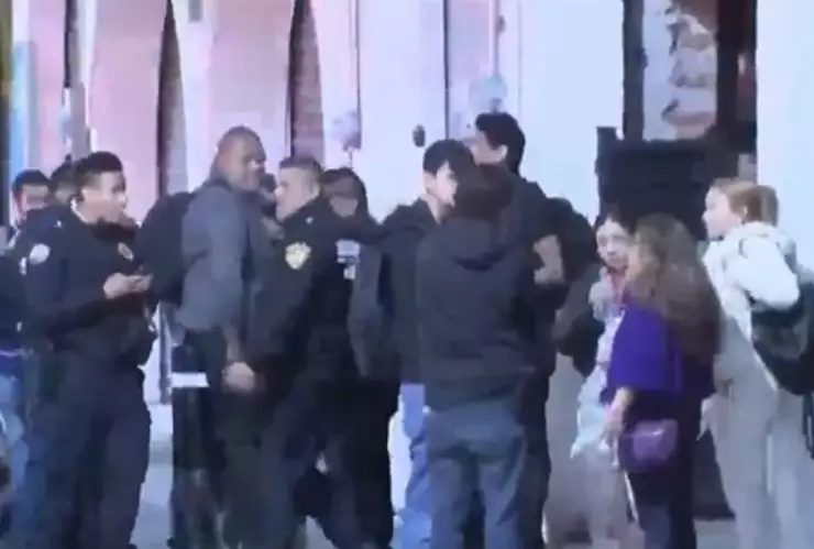 Sicarios acribillan en ataque armado a dos personas en bar ‘Santa María’ de la CDMX, alcaldía Cuauhtémoc