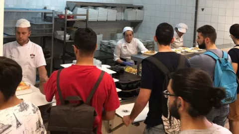 Habrá comedores populares para universitarios