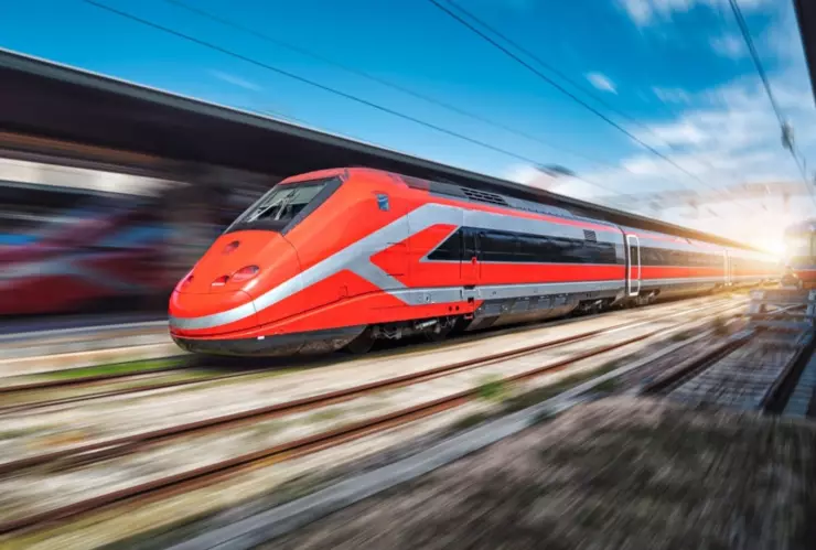 El tren de alta velocidad de California podría empezar a funcionar entre 2030 y 2033.