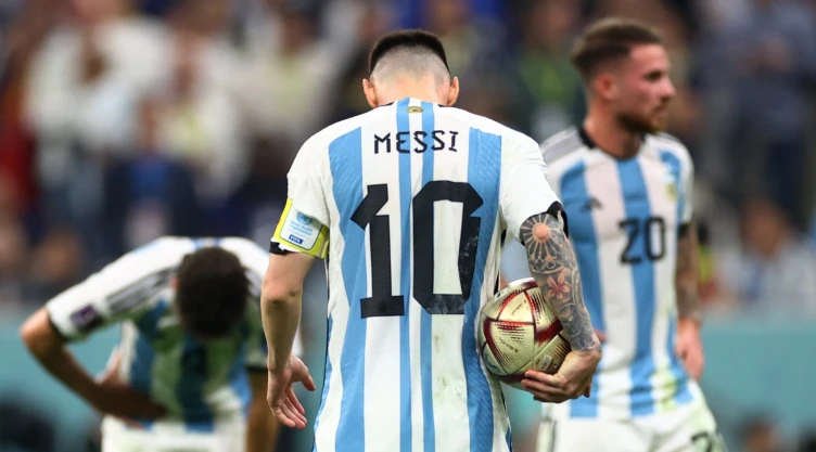 La pelota siempre al diez, Messi tras victoria ante Croacia