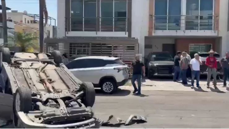VIDEO | ¡Llantas boca arriba! Aparatosa volcadura en San Isidro deja a una mujer herida HOY