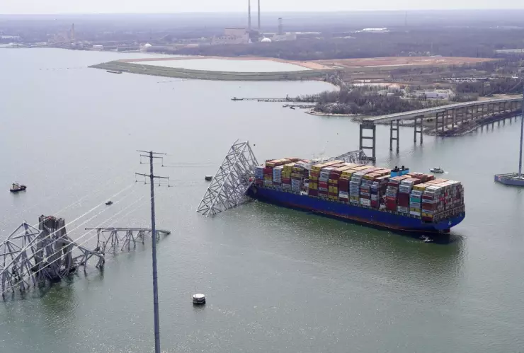 Curiosamente este mes el puente de Baltimore cumplió 47 años.