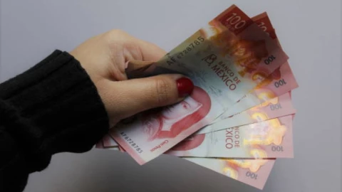 Billetes de 100 pesos.jpg