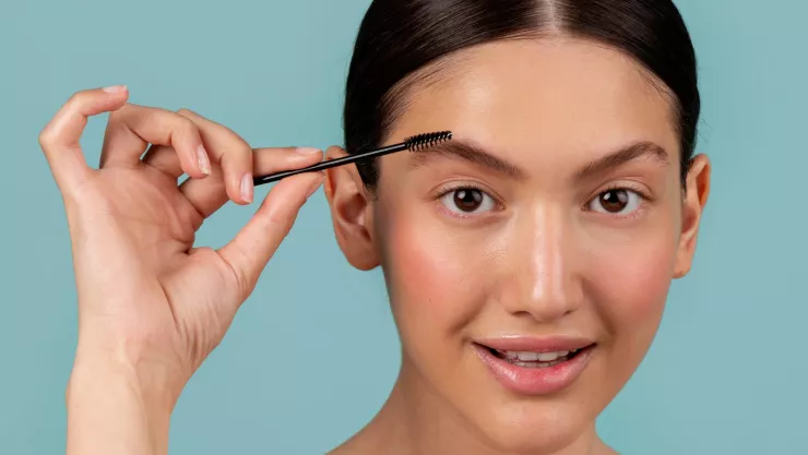 moldear cejas
