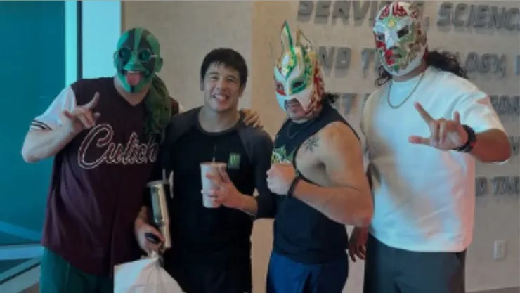 mr-iguana-comunicologo-lucho-pequeñas-arenas-mexico-brilla-wwe.jpg