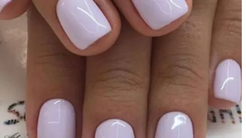 Uñas para mujeres morenas