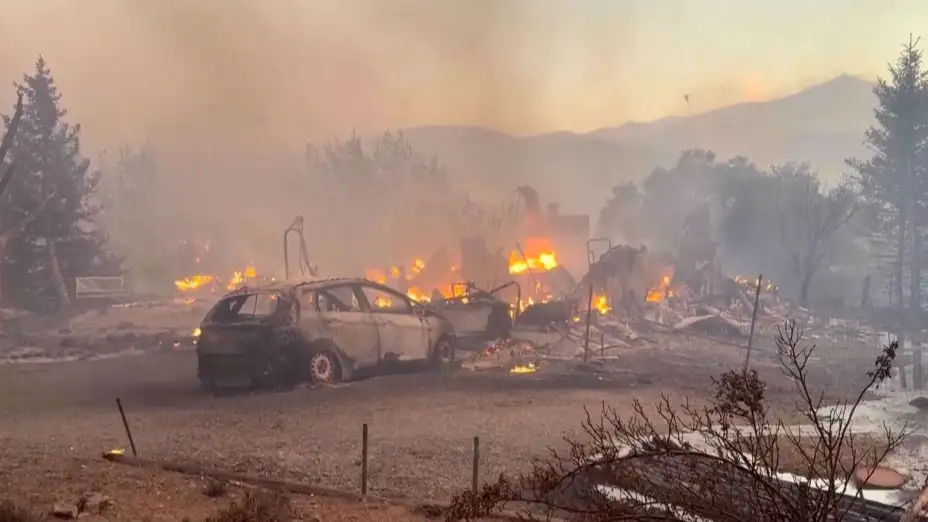 Incendio forestal en Reno, Nevada.