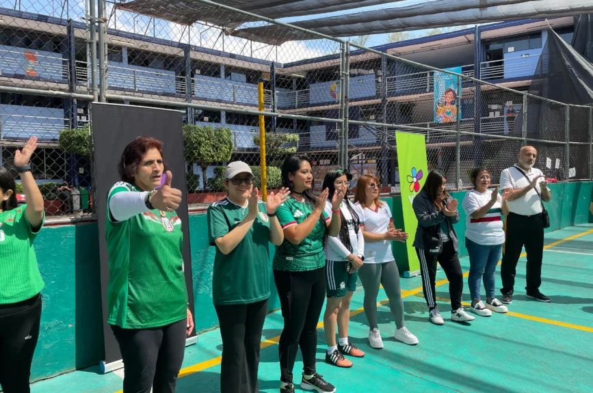 Tanda de penales con la Gira Vive sin Drogas.