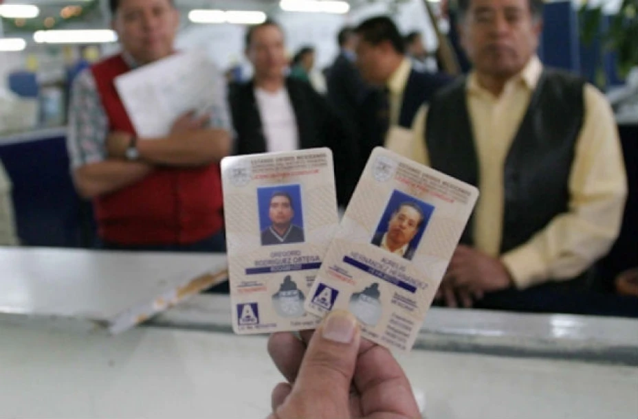 Licencias de manejo en el DF son más caras
