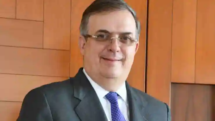 marcelo-covax-convenio-vacuna-.jpg