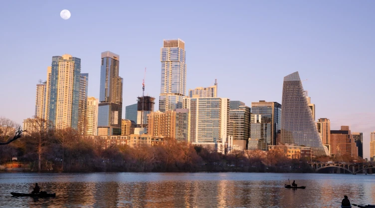 una vista del skyline de la hermosa ciudad de Texas.