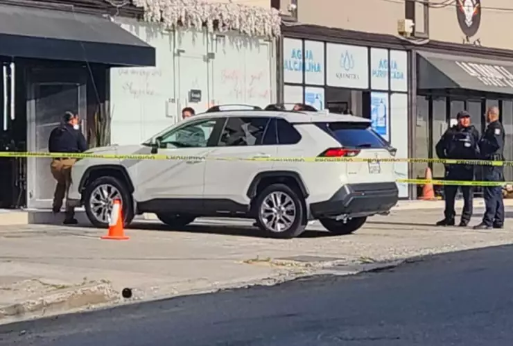 BALACERA EN BARBERÍA