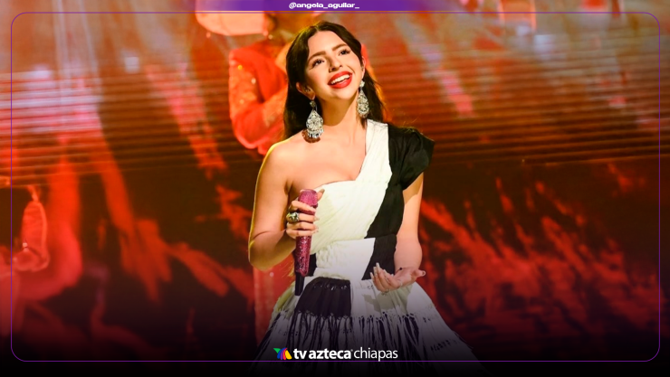 Ángela Aguilar en polémica: declaraciones sobre migrantes en concierto de Los Ángeles”